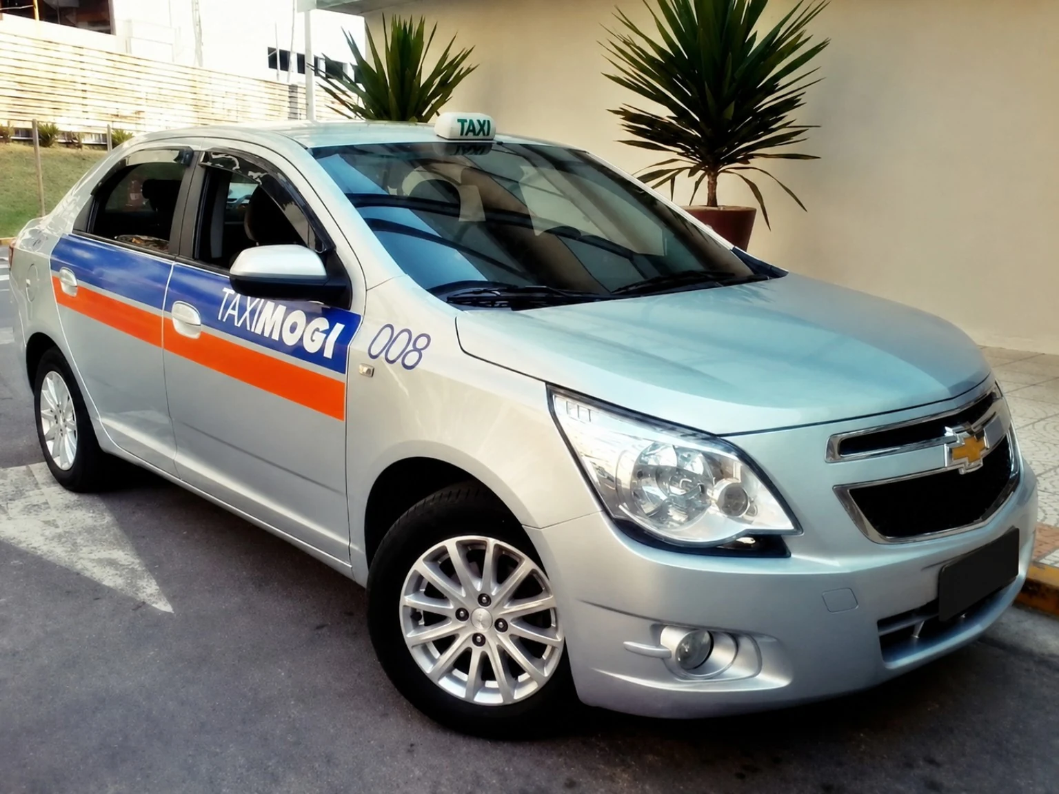 Fiat Siena 2015, primeiro veículo próprio